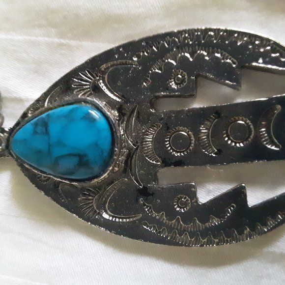 Faux Turquoise Silver Tone Bird Necklace - Picture 2 of 7